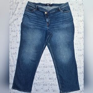 Hollister California Ultra High Rise Dad Jeans Vintage Stretch, Size W35 and 20R